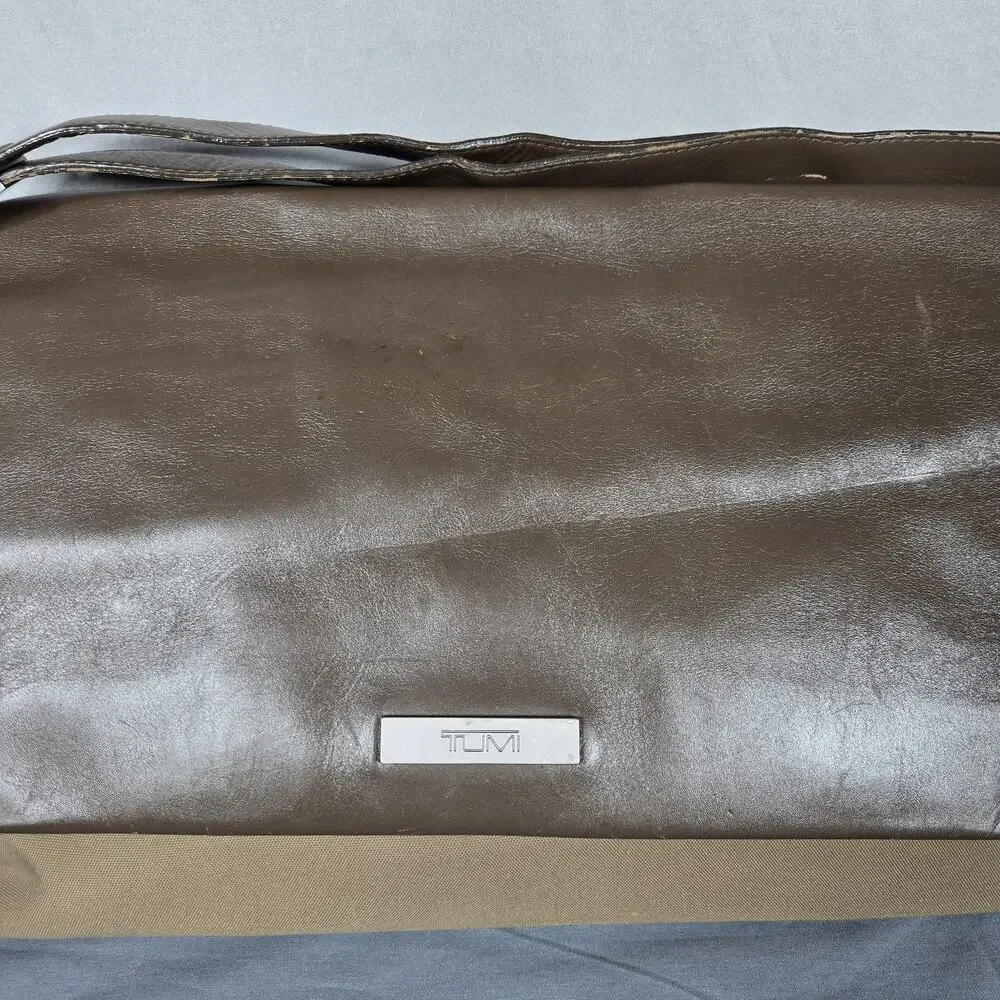 Tumi‎ Alpha 96108DH Brown Leather Canvas Messenger Bag Briefcase Commuter TPass